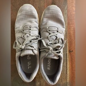 No Bull runners size 10. EUC.